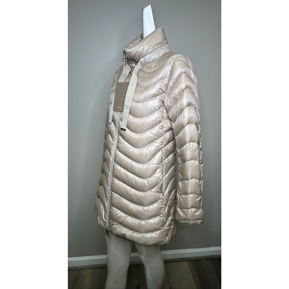 Herno Quilted Coat in Chantilly IT 38/ US 2 $855 - Picture 8 of 14